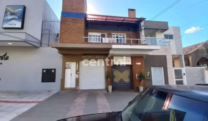 Casa 1 dormitório