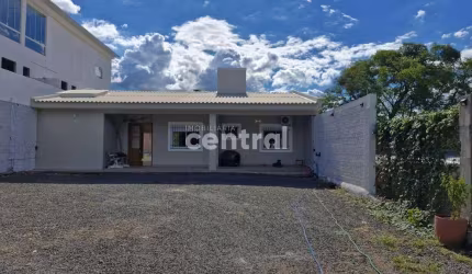 Casa 3 dormitórios