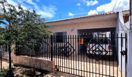 VENDA | Casa, com 2 dormitórios em Jardim América, Maringá