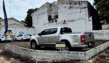Terreno Comercial De Esquina a Venda