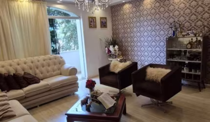 VENDA | Apartamento, com 3 dormitórios em Zona 04, Maringá