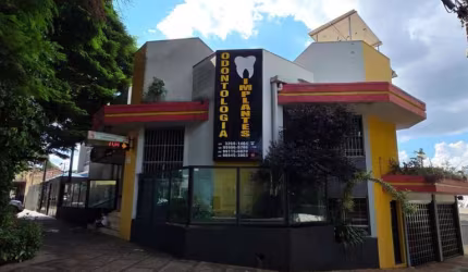 Sobrado comercial de esquina a venda