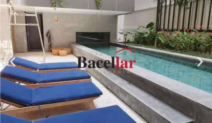 Apartamento com 2 quartos à venda na Avenida Atlântica, Copacabana, Rio de Janeiro, 68 m2 por R$ 3.200.000