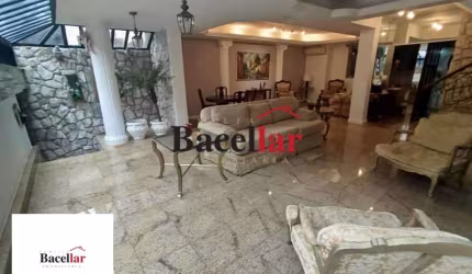 Casa com 4 quartos à venda na Rua Lacerda Coutinho, Copacabana, Rio de Janeiro, 300 m2 por R$ 3.249.999