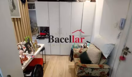 Kitnet / Stúdio à venda na Rua Francisco Sá, Copacabana, Rio de Janeiro, 20 m2 por R$ 630.000