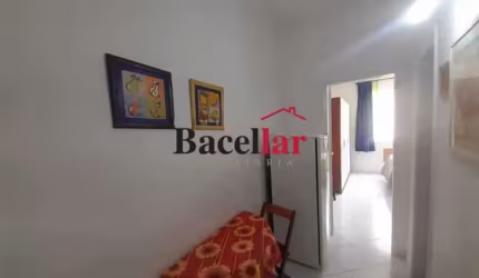 Kitnet / Stúdio à venda na Rua Barata Ribeiro, Copacabana, Rio de Janeiro, 27 m2 por R$ 460.000