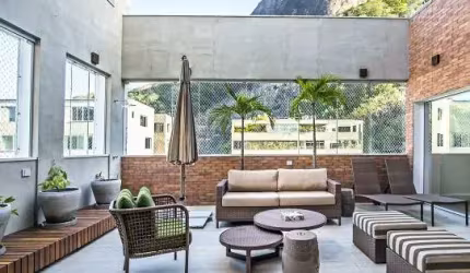 Leblon Cobertura duplex 400m 4 vagas
