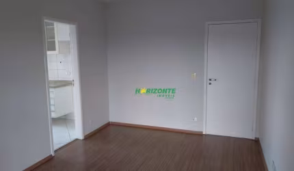 Apartamento com 3 dormitórios para alugar, 66 m², Jardim Alvorada - São José dos Campos/SP