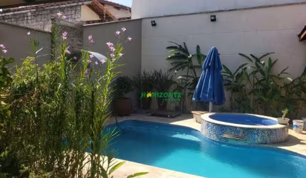 Casa com 4 dormitórios à venda, 302 m² - Jardim Apolo II - São José dos Campos/SP