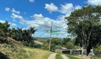 Chácara à VENDA na estrada Municipal  Marambaia em Caçapava.