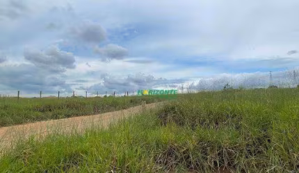 Terreno à venda, 20800 m² por R$ 4.000.000,00 - Residencial Esperança - Caçapava/SP