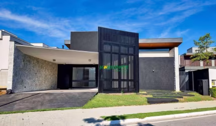 Casa de Condomínio de alto padrão com 4 suítes, piscina no Jardim do Golfe São José dos Campos  SP