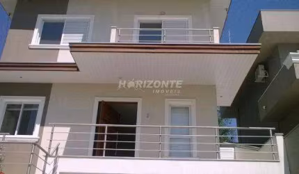 Casa com 5 dormitórios para alugar, 220 m² - Urbanova - São José dos Campos/SP