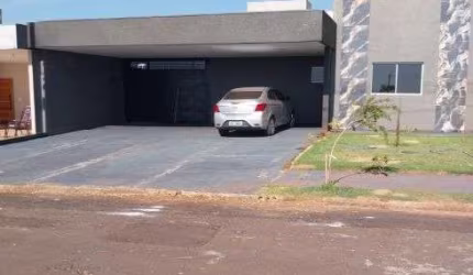 Térrea para venda tem 215 metros quadrados com 3 quartos em Condomínio Portal do Sol - Guapiaçu - SP