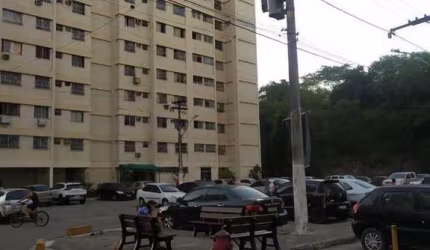 Apartamento para Venda em São Gonçalo, Colubandê, 2 dormitórios, 1 banheiro, 1 vaga
