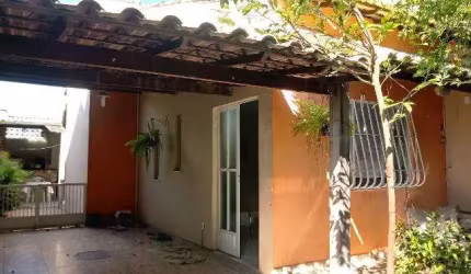 Casa em Condomínio para Venda em Itaboraí, Vila Gabriela, 2 dormitórios, 1 suíte, 3 banheiros, 1 vaga