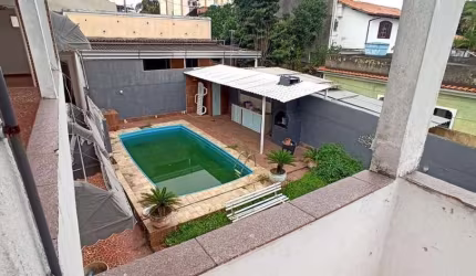 Casa para Venda em São Gonçalo, Vila Iara, 5 dormitórios, 2 suítes, 5 banheiros, 2 vagas
