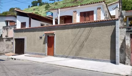 Casa para Venda em São Gonçalo, Barro Vermelho, 2 dormitórios, 4 banheiros, 1 vaga