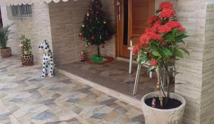 Casa para Venda em São Gonçalo, Trindade, 3 dormitórios, 1 banheiro, 4 vagas