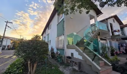 Casa para Venda em São Gonçalo, Colubandê, 2 dormitórios, 1 banheiro, 1 vaga