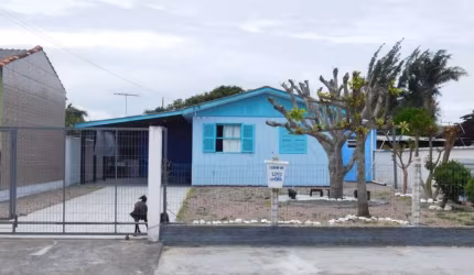 Casa com 3 dormitórios à venda, 100 m² por R$ 185.000 -  Balneário Arroio do Silva/SC