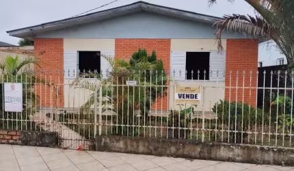 Casa com 3 dormitórios à venda, 168 m² por R$ 250.000 - Araranguá/SC