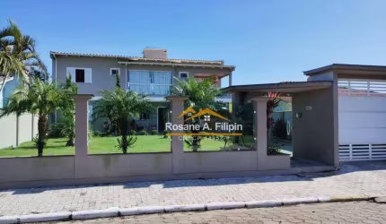Casa com 4 dormitórios à venda, 200 m² por R$ 1.000.000,00- Balneário Arroio do Silva/SC