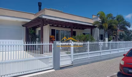 Casa com 3 dormitórios à venda, 150 m² - Zona Sul - Balneário Arroio do Silva/SC