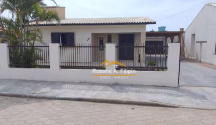 Casa com 3 dormitórios à venda, 163 m² por R$ 550.000 - Zona Sul - Balneário Arroio do Silva/SC