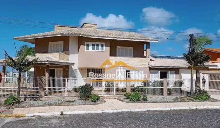 Casa com 4 dormitórios à venda, 295 m²- Centro - Balneário Arroio do Silva/SC