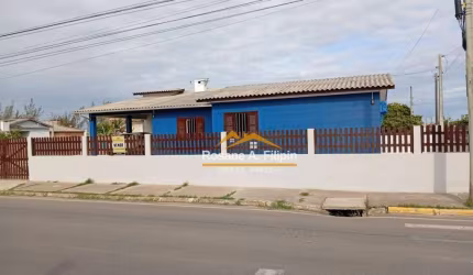 Casa com 2 dormitórios à venda, 108 m² - Golfinho - Balneário Arroio do Silva/SC