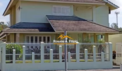 Casa com 6 dormitórios à venda, 359 m² - Centro - Balneário Arroio do Silva/SC