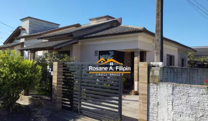 Casa com 4 dormitórios à venda, 140 m² - Golfinho - Balneário Arroio do Silva/SC