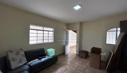 Casa disponível para venda no bairro Santa Mônica em Uberlândia MG