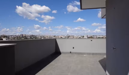 Linda Cobertura Duplex nova no bairro Martins