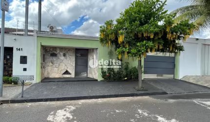 Casa - Granada - excelente localização, bucólica