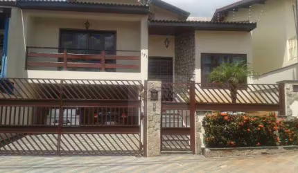 Casa com 3 dormitórios à venda, 180 m² - Jardim Miriam - Vinhedo/SP