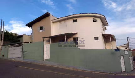 2 casas independentes + oficina no térreo à venda - Vida Nova I - Vinhedo/SP