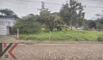 Terreno à venda no Valparaíso, Blumenau  por R$ 595.000