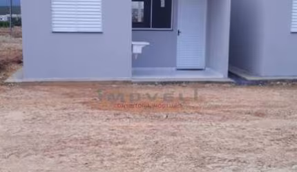 Casa com 2 quartos no Novo Mundo
