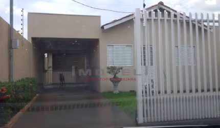 Casa com 2 quartos no Solares do Tarumã em Várzea Grande