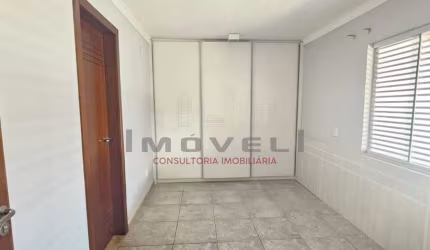 Excelente casa no Bairro Canelas
