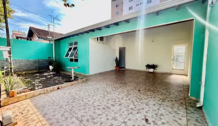 Casa Comercial / Residencial rua Guaruja