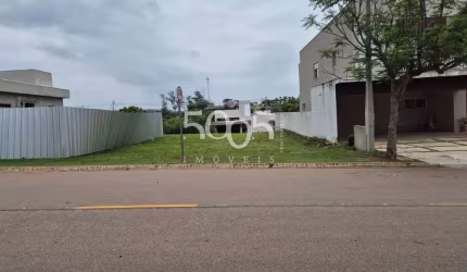 Excelente terreno em condomínio à venda no condomínio Una, com 360m² de terreno