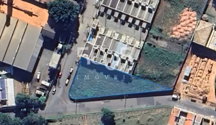 Terreno à venda no Bairro Nossa Sra. da Candelária, com 1.400m² de área total