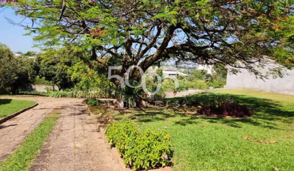 Chácara à venda com excelente localização e área de 5.000 m2 de terreno