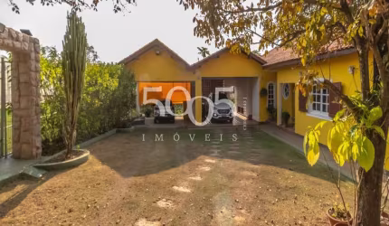 Casa a venda  localizada no bairro Chácara Residencial Paraíso Marriot terreno amplo de 5.500 m2 e área construída de 500m2
