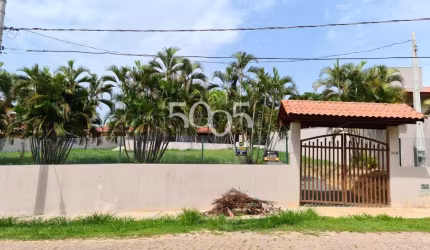 Chácara reformada à venda no Condomínio Santa Inês em Itu/SP,  com piscina, área gourmet e um amplo terreno de 1200m²
