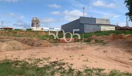 Área disponível para venda com 5700m² no Bairro Vila Gardiman, podendo ser residencial ou comercial, não perca essa oportunidade.