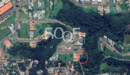 Terreno com leve aclive em ótima localização à venda no condomínio Terras de São José ll com 2310m² de área total.